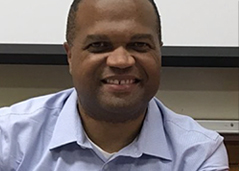 shawn salvant uconn professor